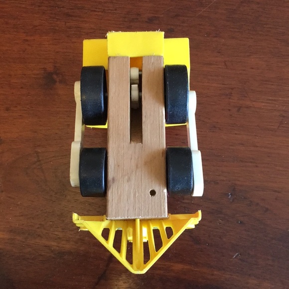 Vintage Fisher Price Toot Toot Train Toy - Picture 6 of 6